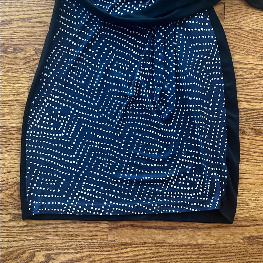 Diane Von Furstenberg Black and Blue Polka Dot Dress Size 6 - Picture 2 of 10